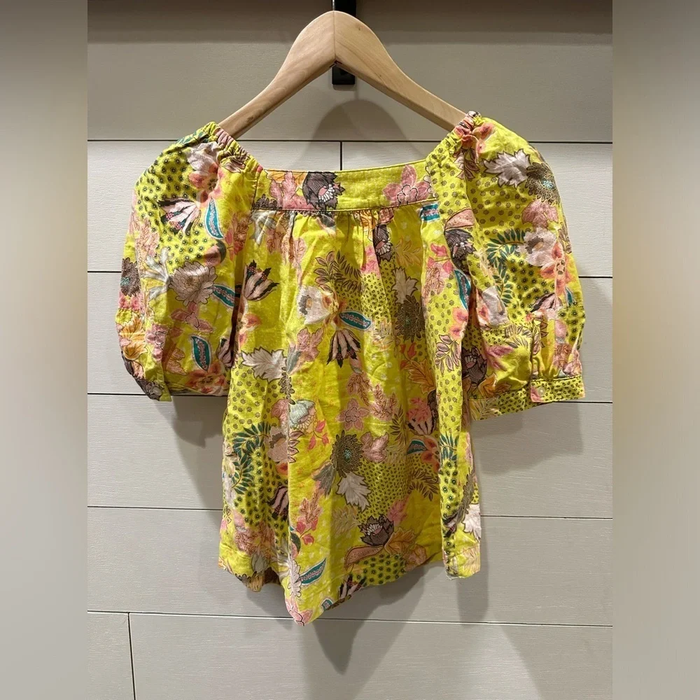 LOFT Women’s Floral Yellow Puff Sleeve Top - size XXS Petite